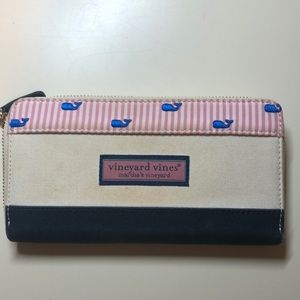 Vineyard vines whale wallet